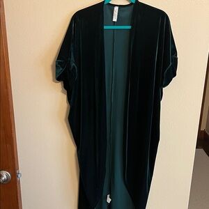 Elegant Velvet Kimono Cardigan